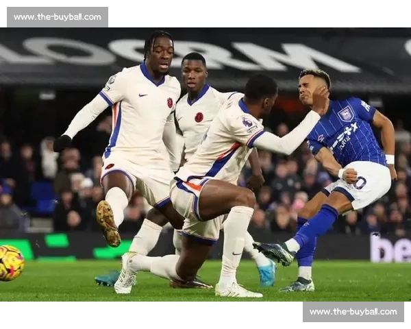 早报:世俱杯豪门突围战陷困境,冷门频现晋级迷雾重重 早报:世俱杯豪门突围战陷困境,冷门频现晋级迷雾重重